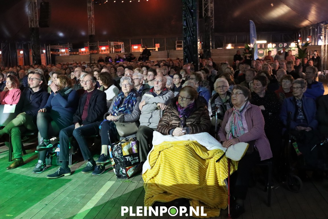 Donderdagavond 13 04 2023              (19)